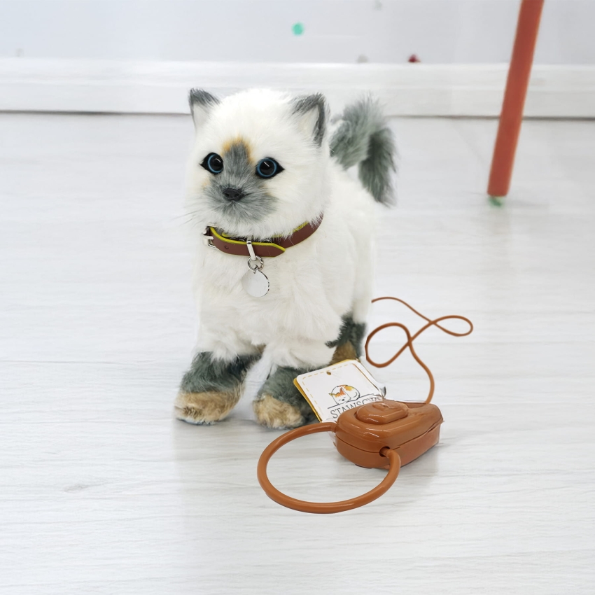 KOTEK NA SMYCZY INTERAKTYWNY KOT PLUSZOWY MASKOTKA STAWSCY CHODZI MIAUCZY 17.jpg