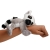 MASKOTKA LEMUR NA RĘKĘ 2.jpg